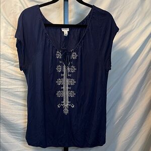 🌺Old Navy Women's Dark Blue Embroidered Blouse 🌺Bundled Price Bin1🌺